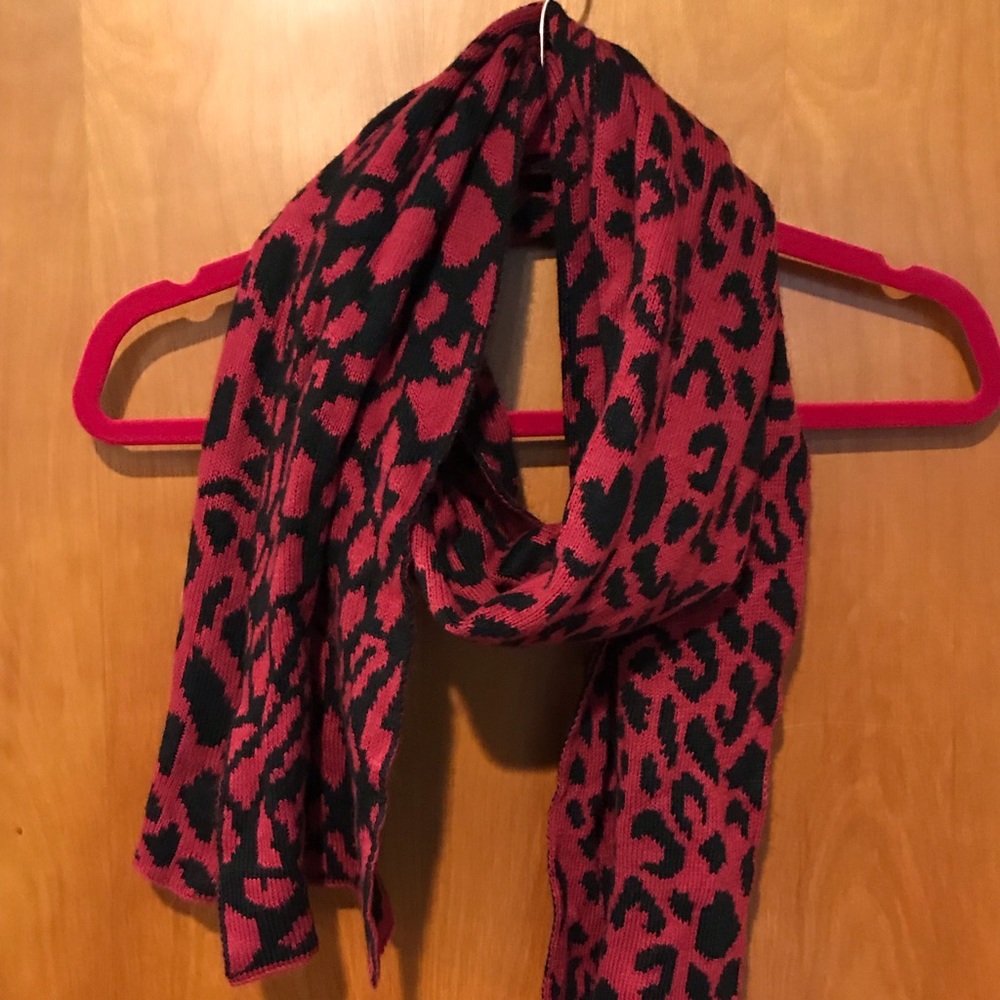 Pink Leopard Scarf